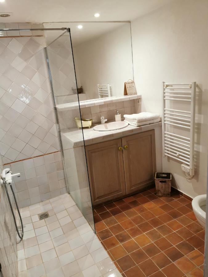 Apartment La Bastide Du Capelier - Pour 4 Personnes Avec Baignoire Balneotherapie *