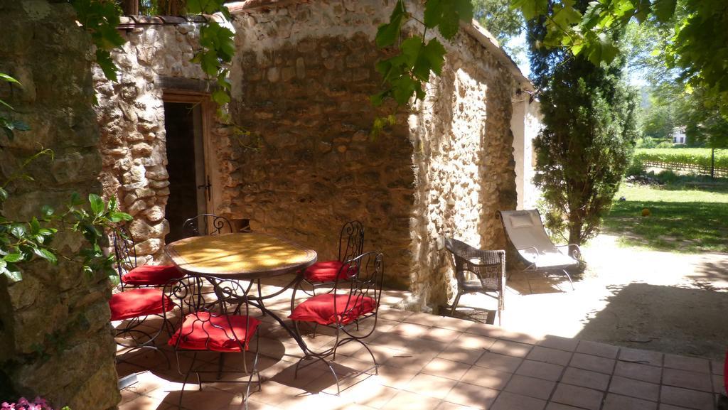 Apartment La Bastide Du Capelier - Pour 4 Personnes Avec Baignoire Balneotherapie Salernes